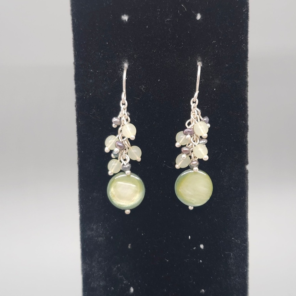 Iridescent‎ Green Mother of Pearl Dangle Earrings Silver Tone Cluster Beads